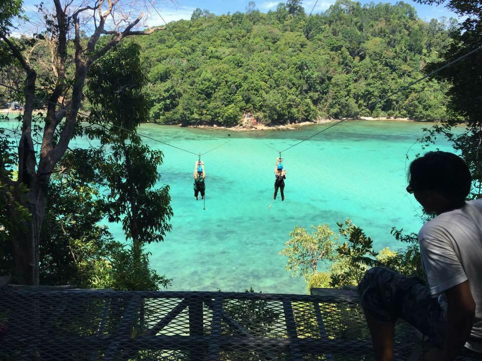Ziplining between Sapi and Gaya Island